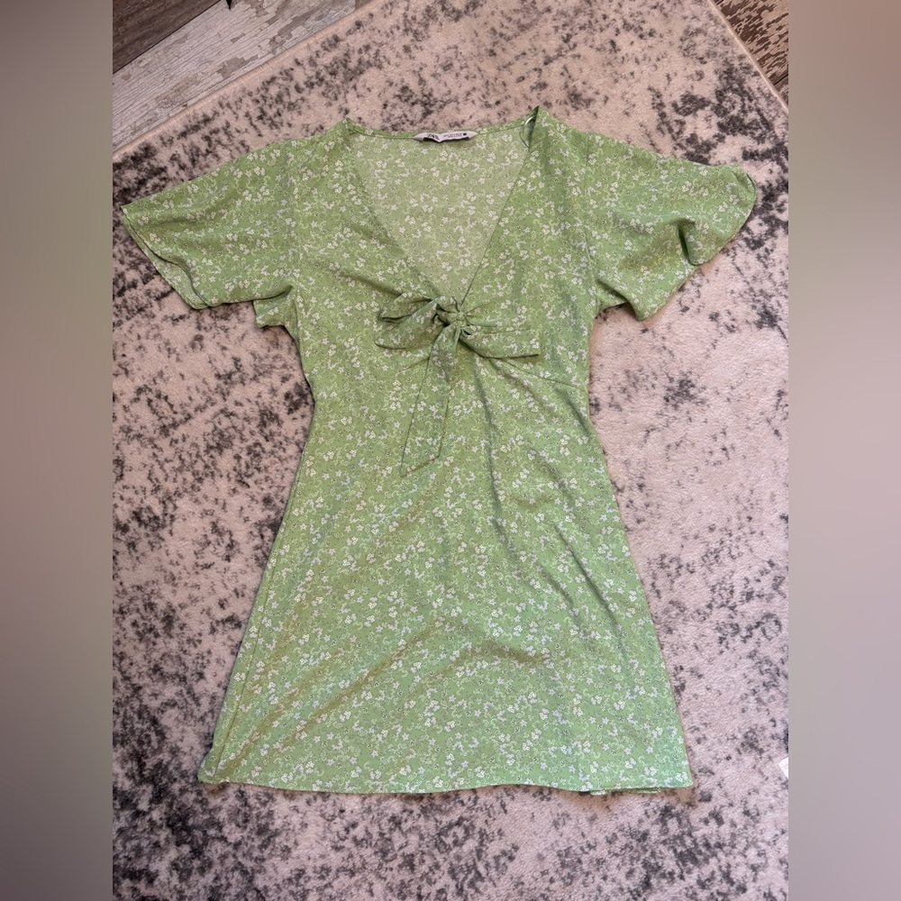 Zara Green Floral Dress Size Small